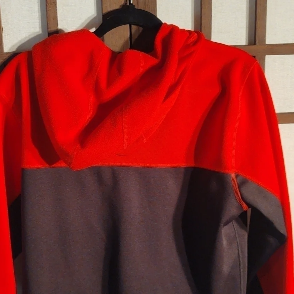 The North Face Black and Red Hooded Track Jacket Sz M